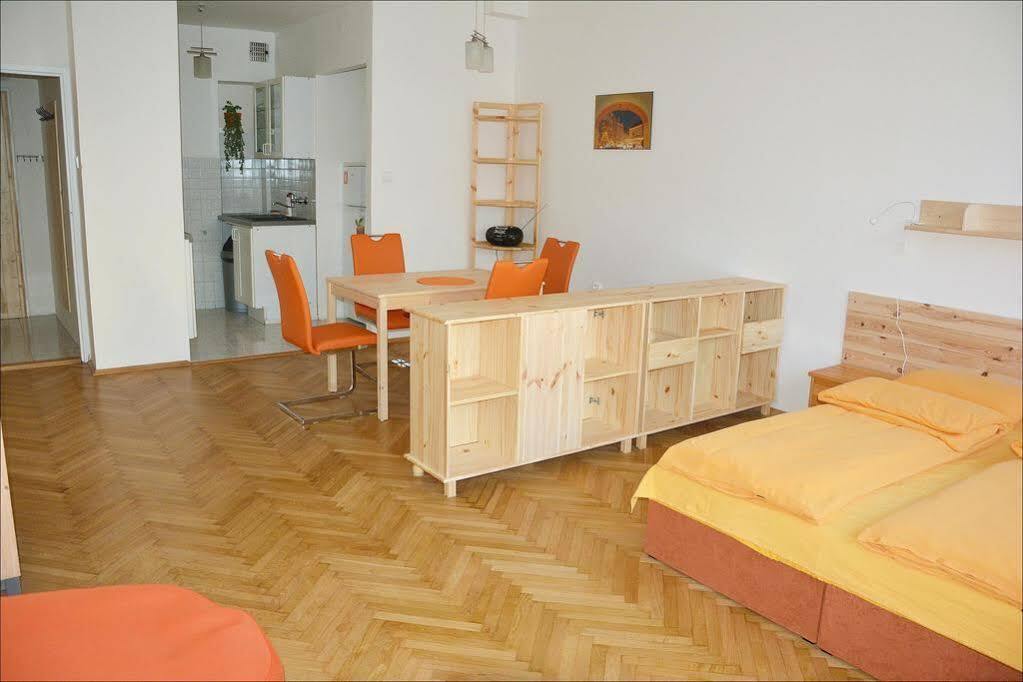 Machek Appartement *